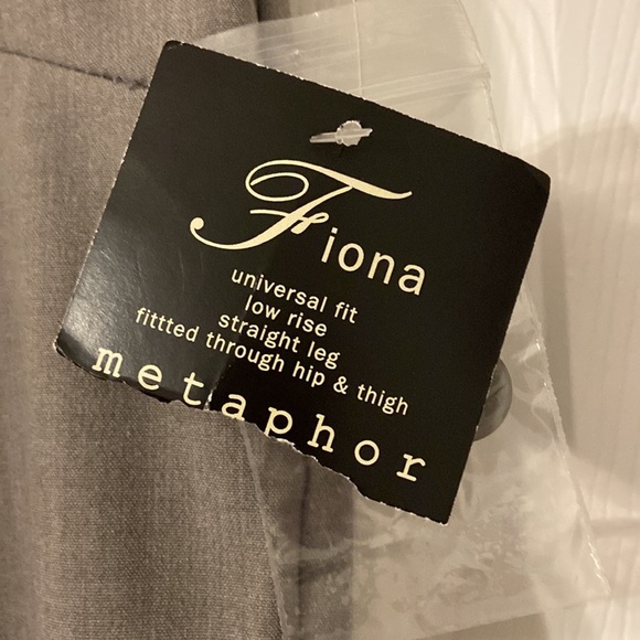 Fiona Universal Fit  Low Rise Straight Leg Women Pants size 10 brand new - Picture 2 of 7